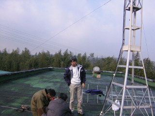 �N���b�N����ƐÎ~���\�����܂�