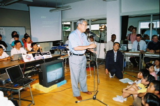 �N���b�N����ƐÎ~���\�����܂�