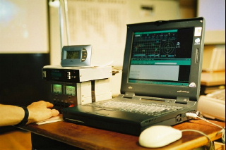 �N���b�N����ƐÎ~���\�����܂�